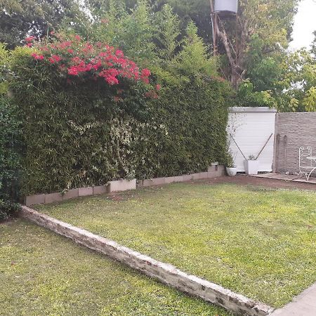 Апартаменты Parque Leloir, Ituzaingo Вилья-Лелоир Экстерьер фото