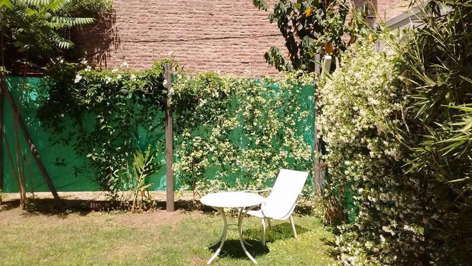 Апартаменты Parque Leloir, Ituzaingo Вилья-Лелоир Экстерьер фото